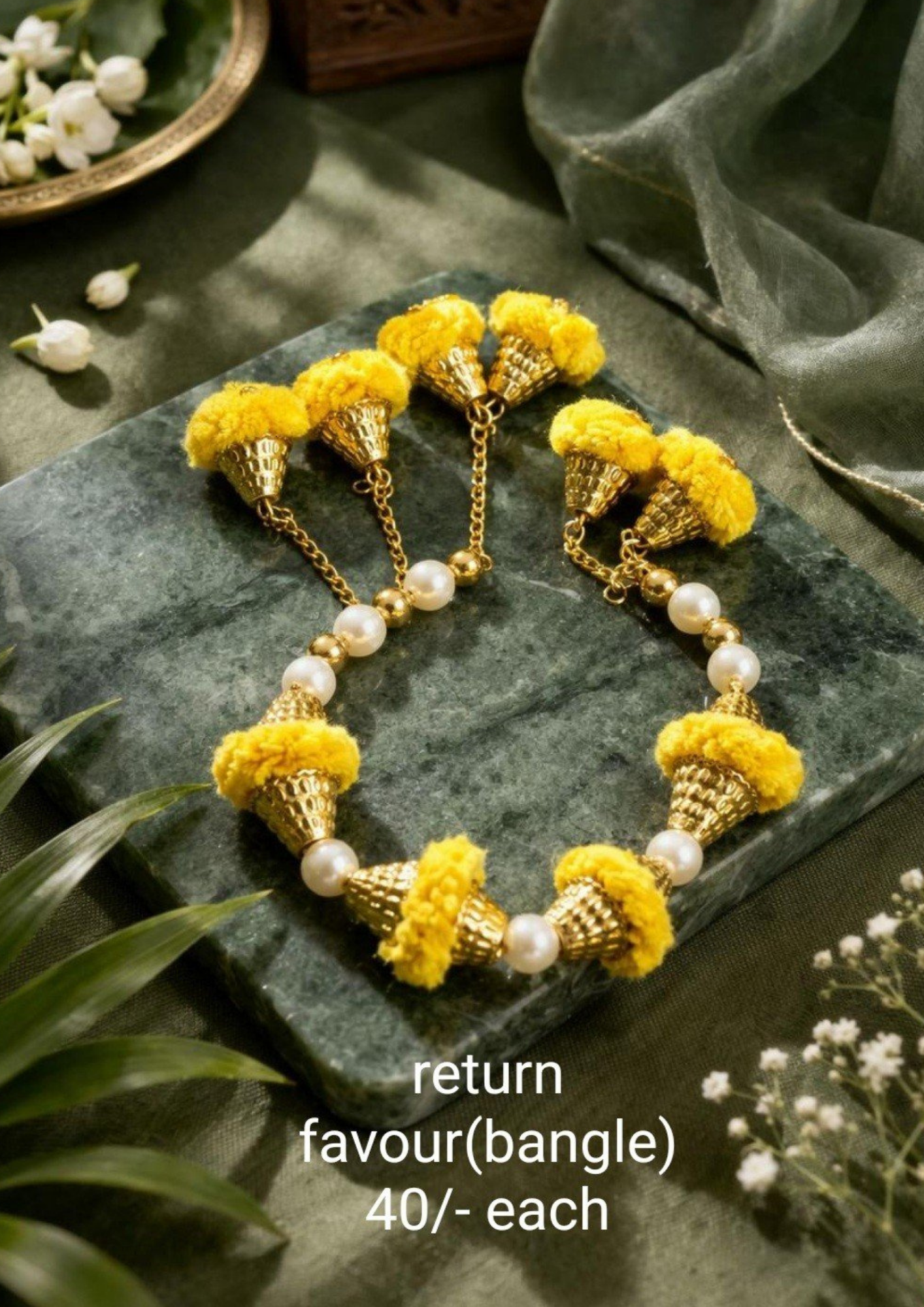 Pom-Pom Bangle Pom-Pom Bangle